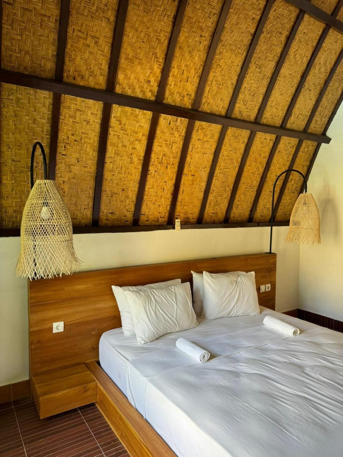 Capacabana Gili Apartment กิลิไอร์ ภายนอก รูปภาพ