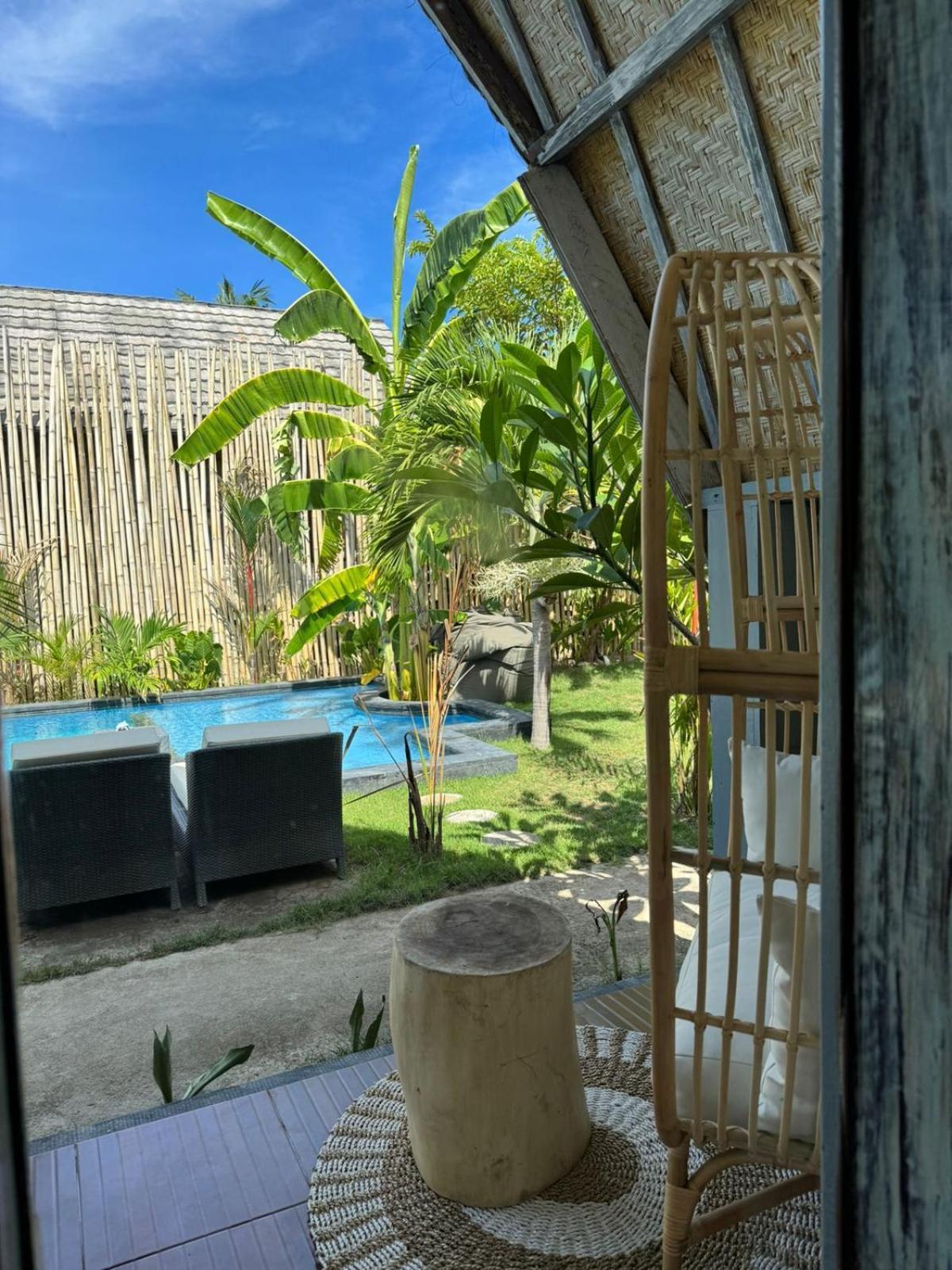 Capacabana Gili Apartment กิลิไอร์ ภายนอก รูปภาพ